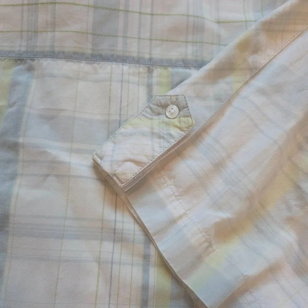 Prana Short Sleeve Button up Shirt Mens L Plaid Pocket Surf Casual Hiking Nature - Picture 8 of 10